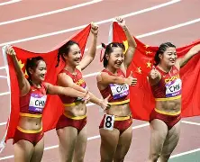 女足运动员照片